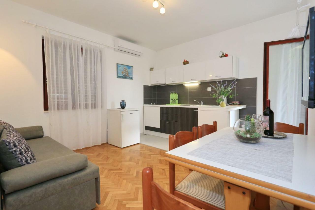 Apartments Romansa Zaton  Eksteriør billede