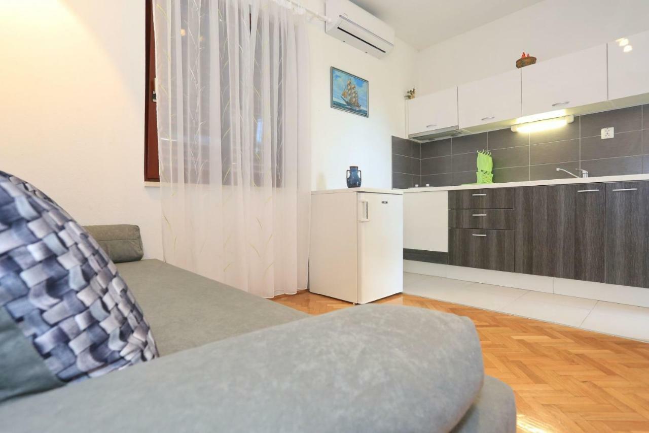 Apartments Romansa Zaton  Eksteriør billede